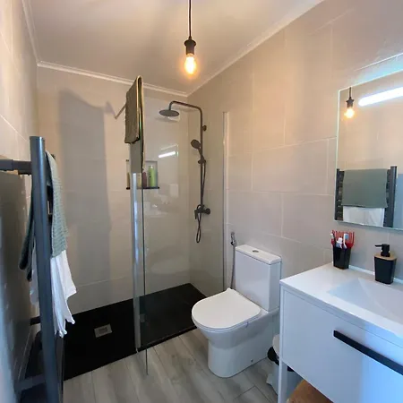 Adega Melo Pereira - 2 Quartos Com Vista Mar Holiday home Santo Amaro (Azores)